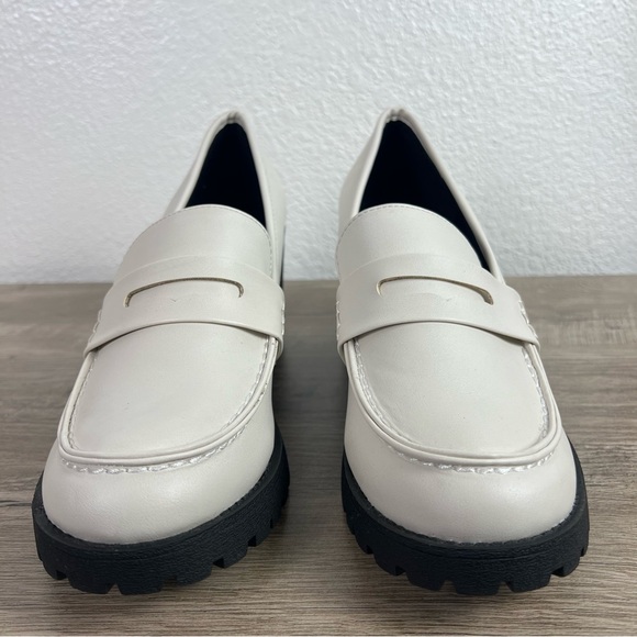 Soda Women's Chunky White Heel Loafers Size 10 Grunge Y2K Platform - Picture 3 of 8